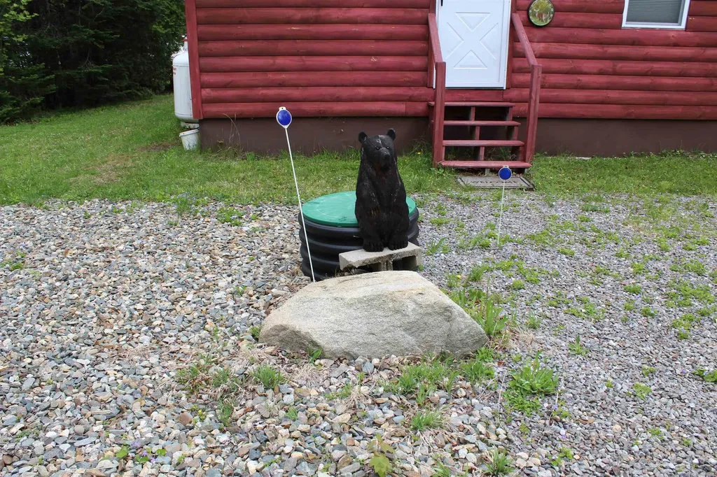 49 Pond Outlet Road Millsfield NH 03576