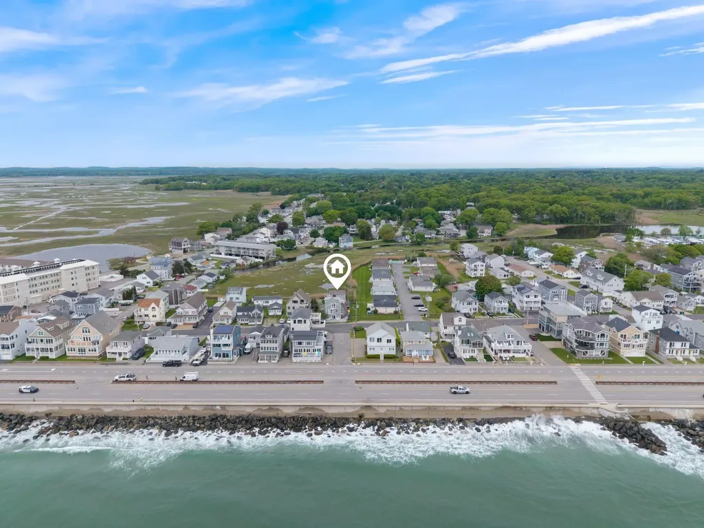 28 Kings Highway Hampton NH 03842