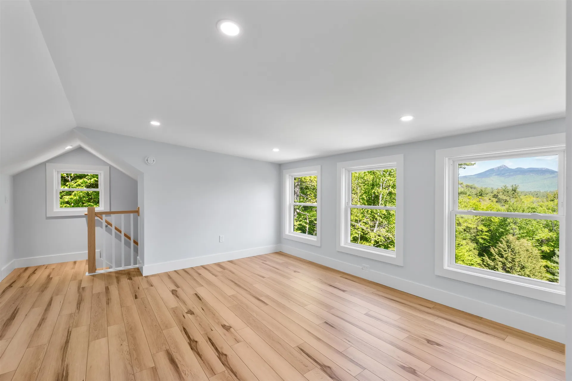 673 Page Hill Road Tamworth NH 03886