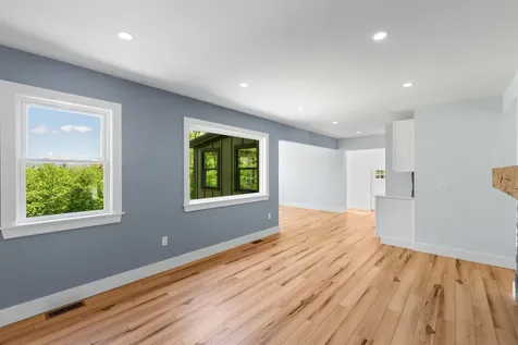 673 Page Hill Road Tamworth NH 03886