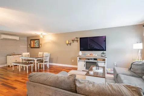 2 Bedard Avenue Derry NH 03038