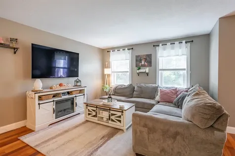 2 Bedard Avenue Derry NH 03038