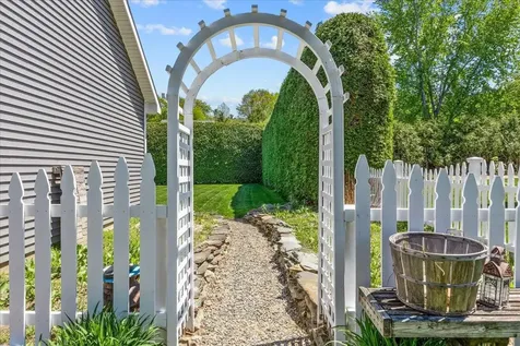 37 Countryside Drive Essex VT 05452