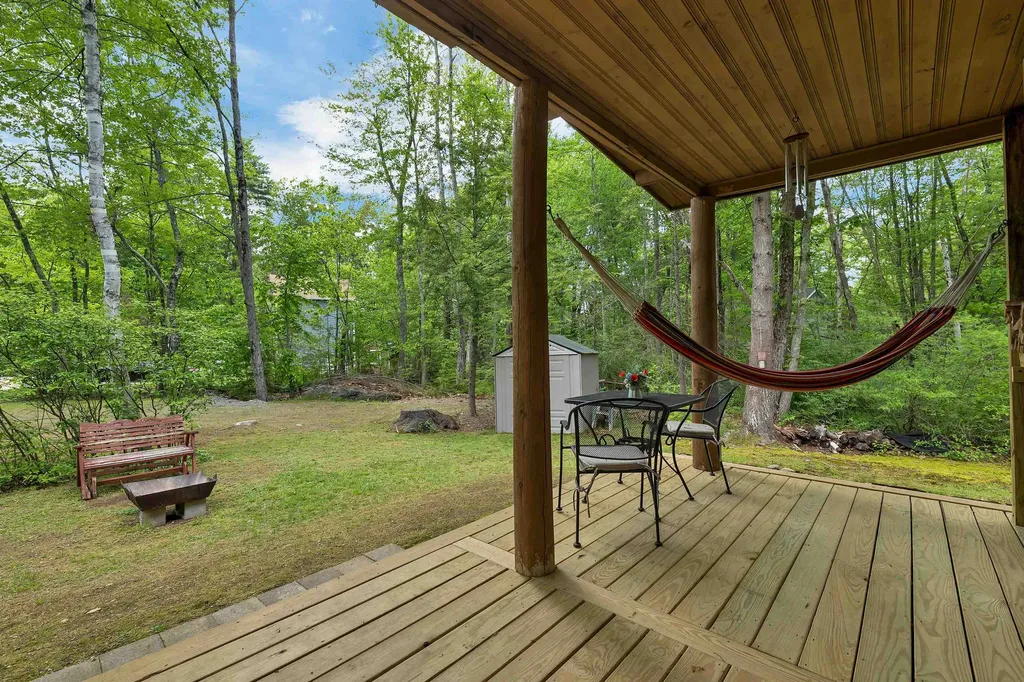 11 Dustin Drive Barnstead NH 03225