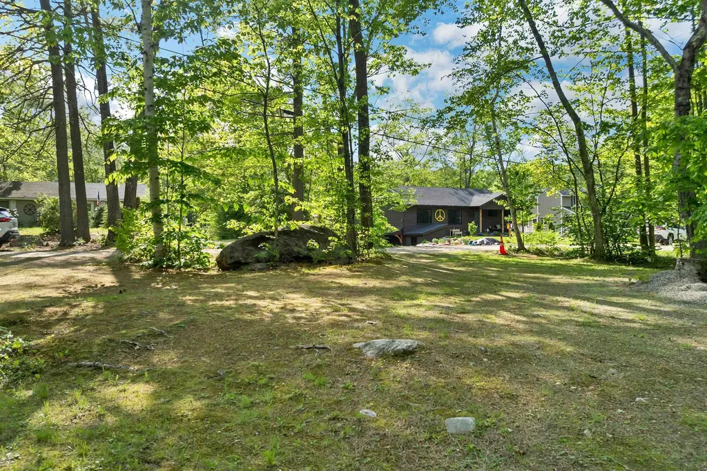 11 Dustin Drive Barnstead NH 03225
