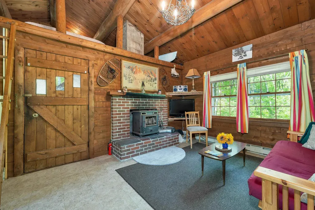 11 Dustin Drive Barnstead NH 03225