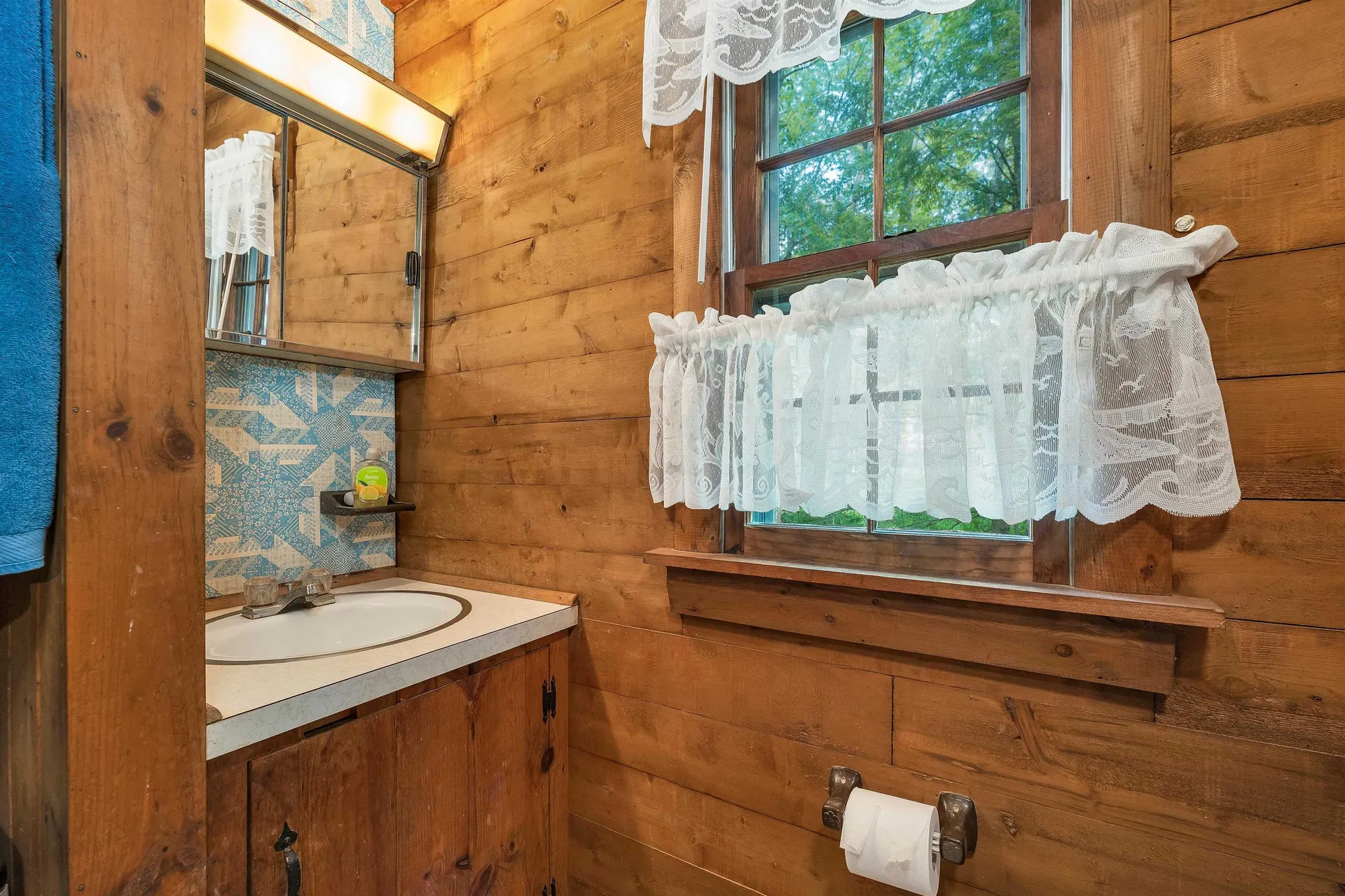11 Dustin Drive Barnstead NH 03225