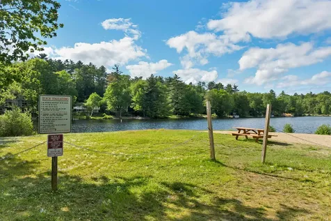 11 Dustin Drive Barnstead NH 03225