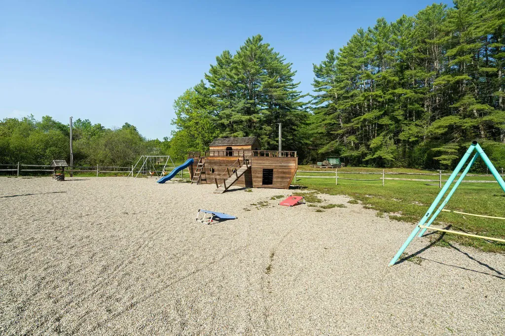 308 Sunapee Street Newport NH 03773