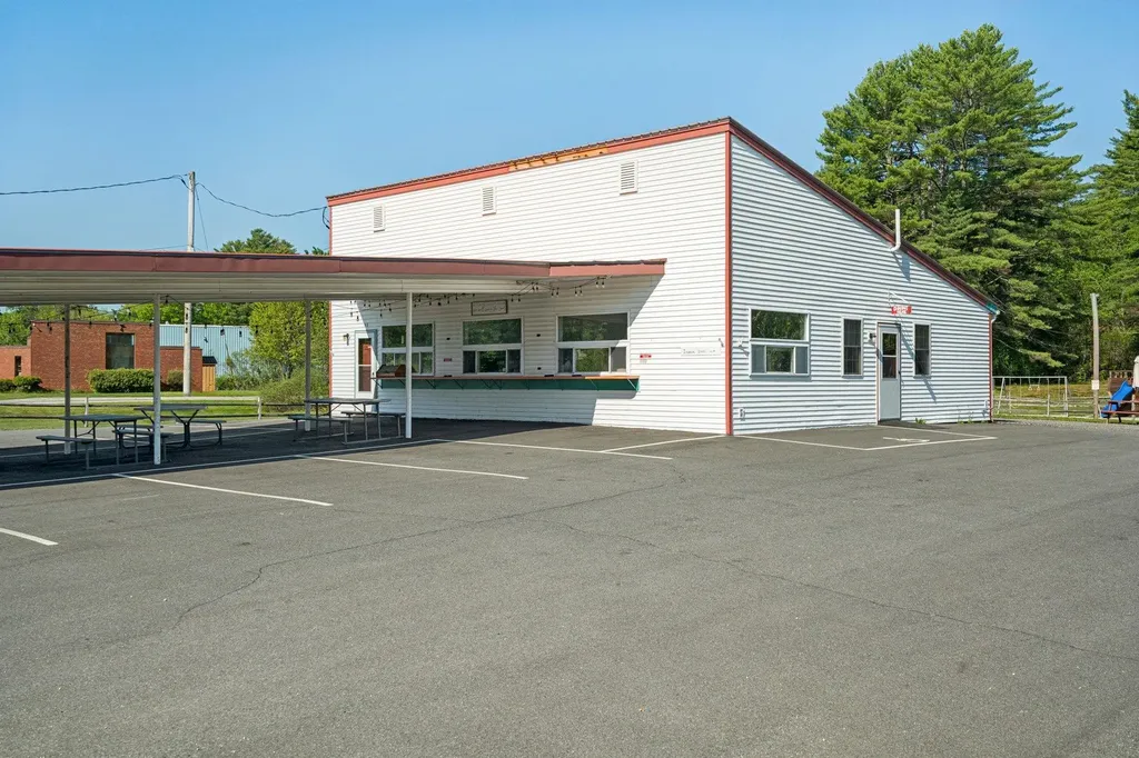 308 Sunapee Street Newport NH 03773
