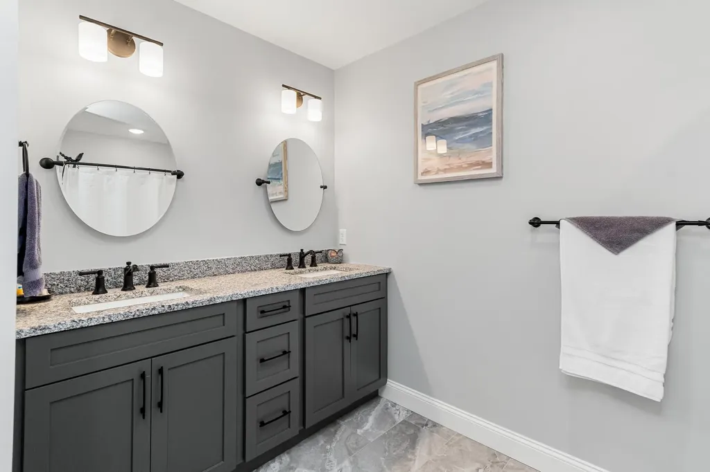 243 Aurora Road South Burlington VT 05403