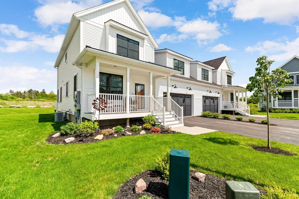 243 Aurora Road South Burlington VT 05403