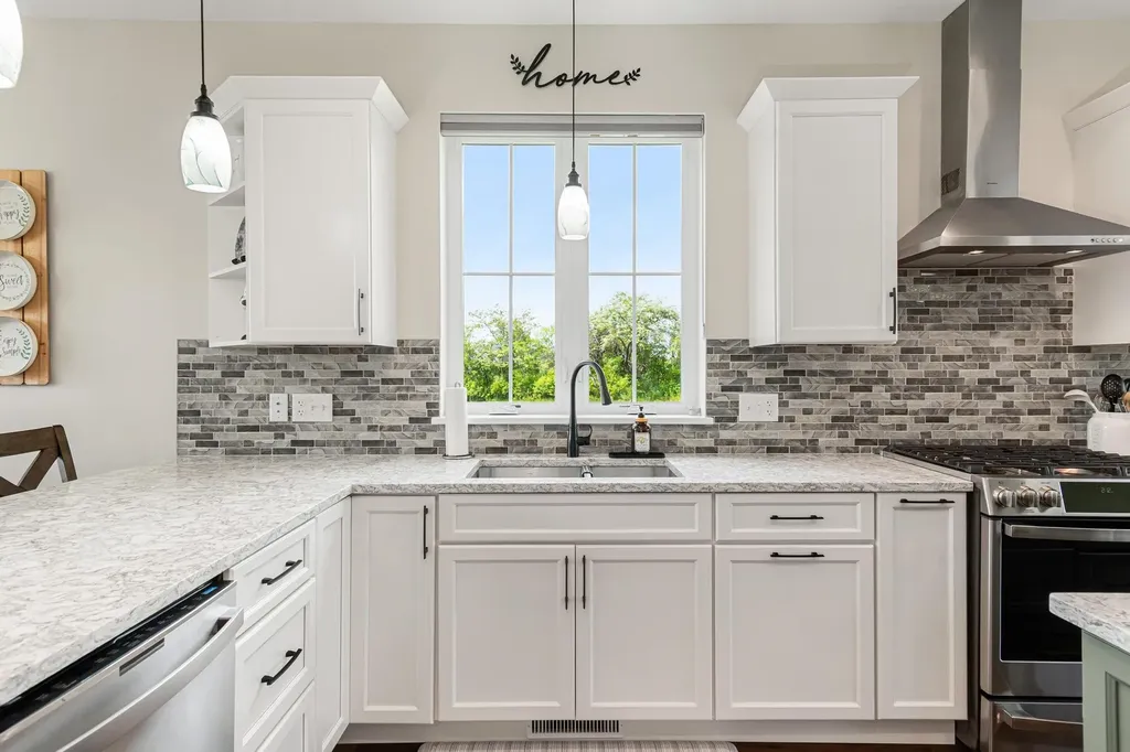 243 Aurora Road South Burlington VT 05403