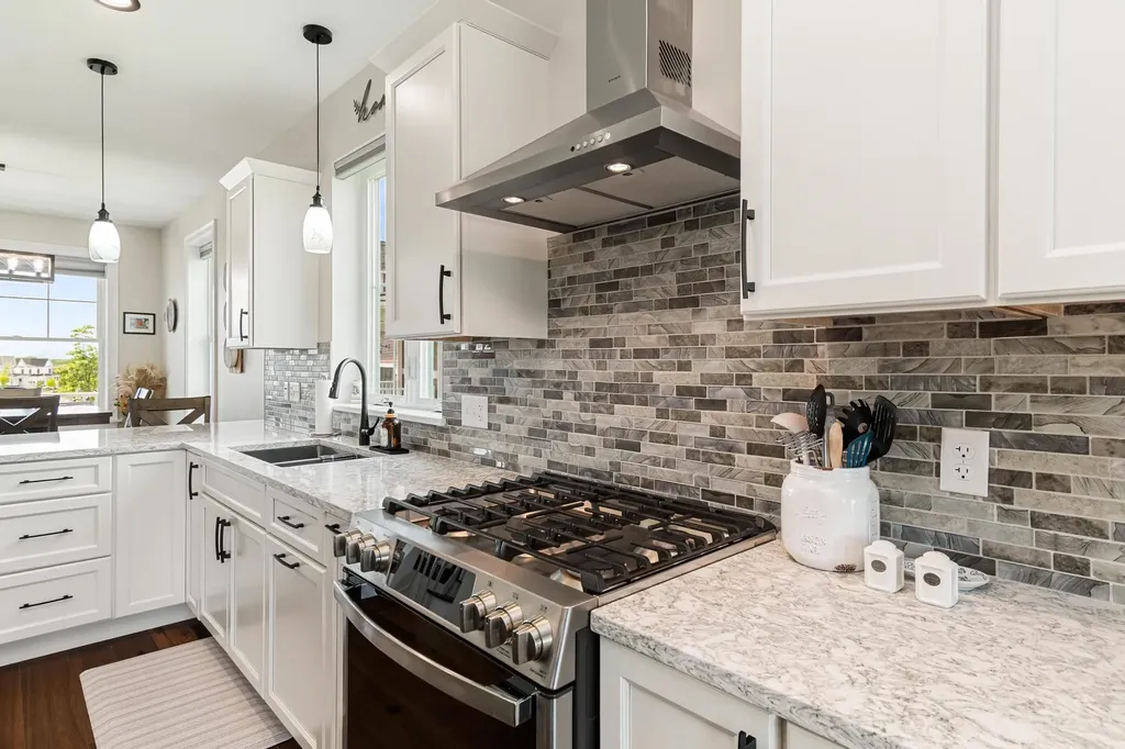 243 Aurora Road South Burlington VT 05403
