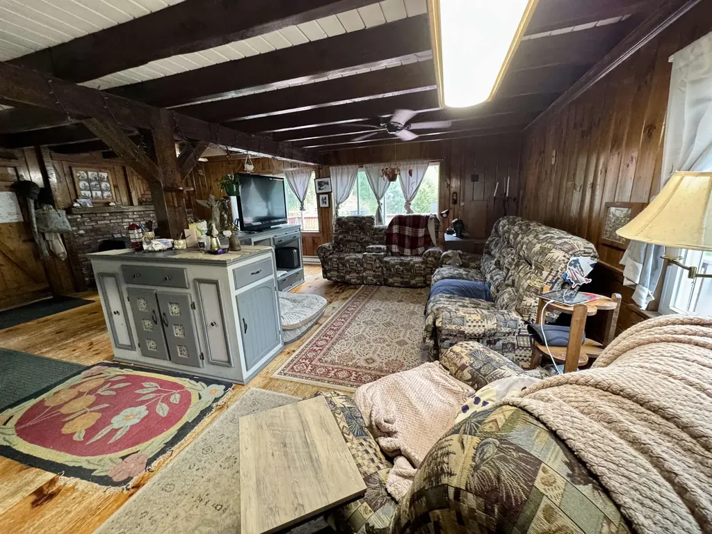 1238 Halls Lake Road Newbury VT 05051