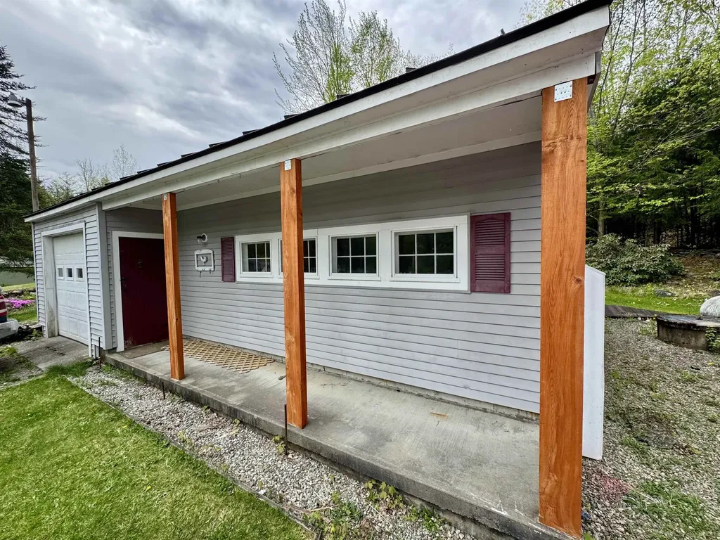 1238 Halls Lake Road Newbury VT 05051