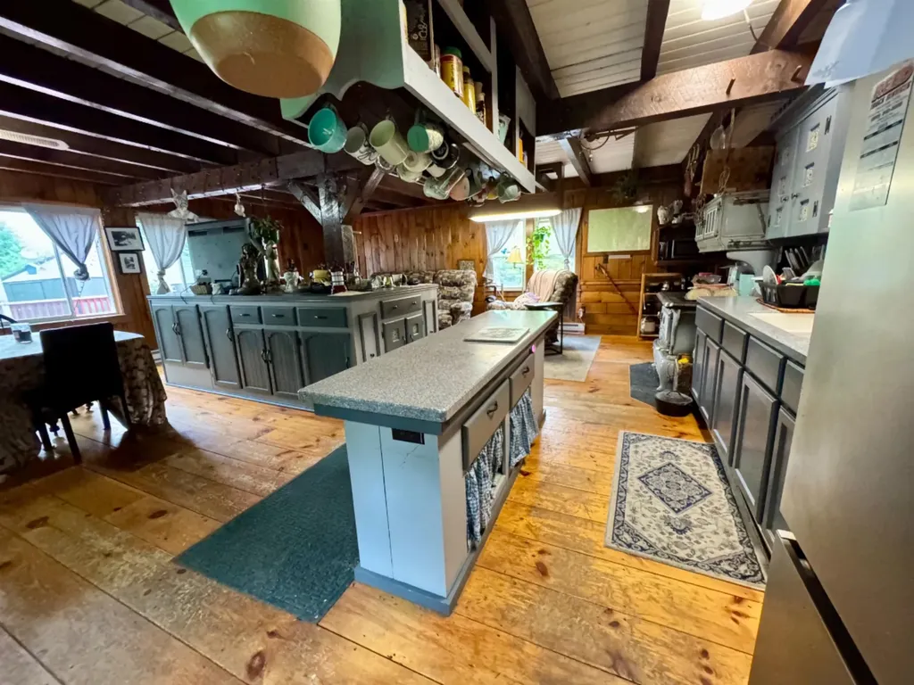 1238 Halls Lake Road Newbury VT 05051