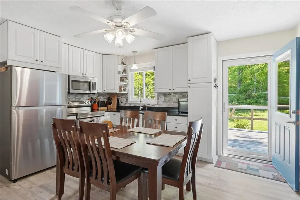 1153 Richmond Road Hinesburg VT 05461