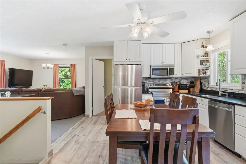 1153 Richmond Road Hinesburg VT 05461