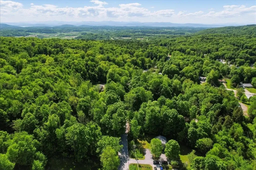 1153 Richmond Road Hinesburg VT 05461