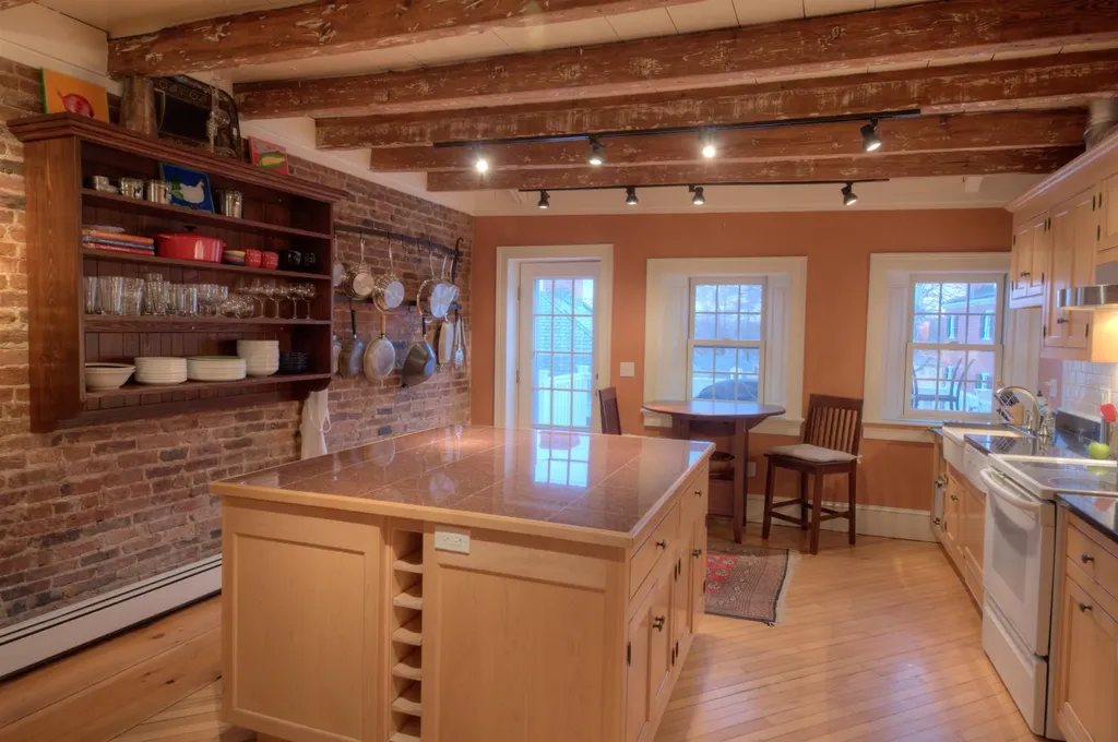 36 State Street Portsmouth NH 03801