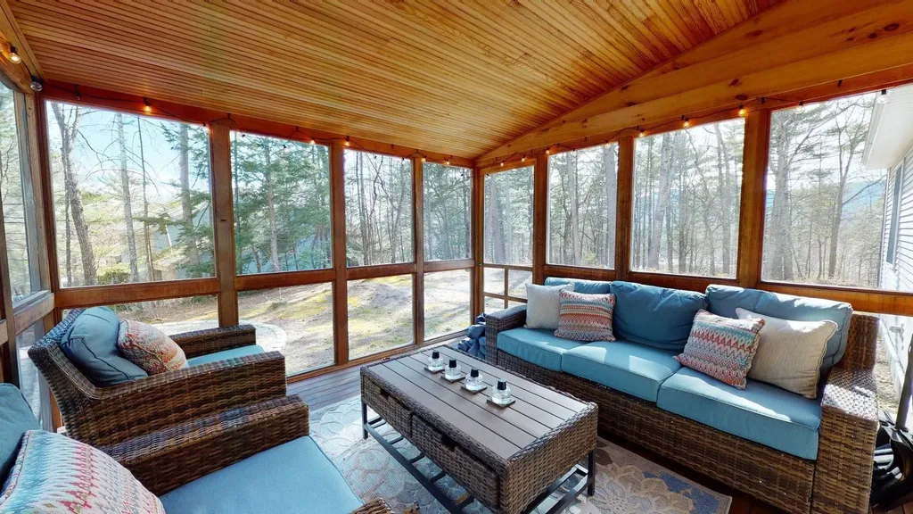 64 Carol Ann Way Conway NH 03860
