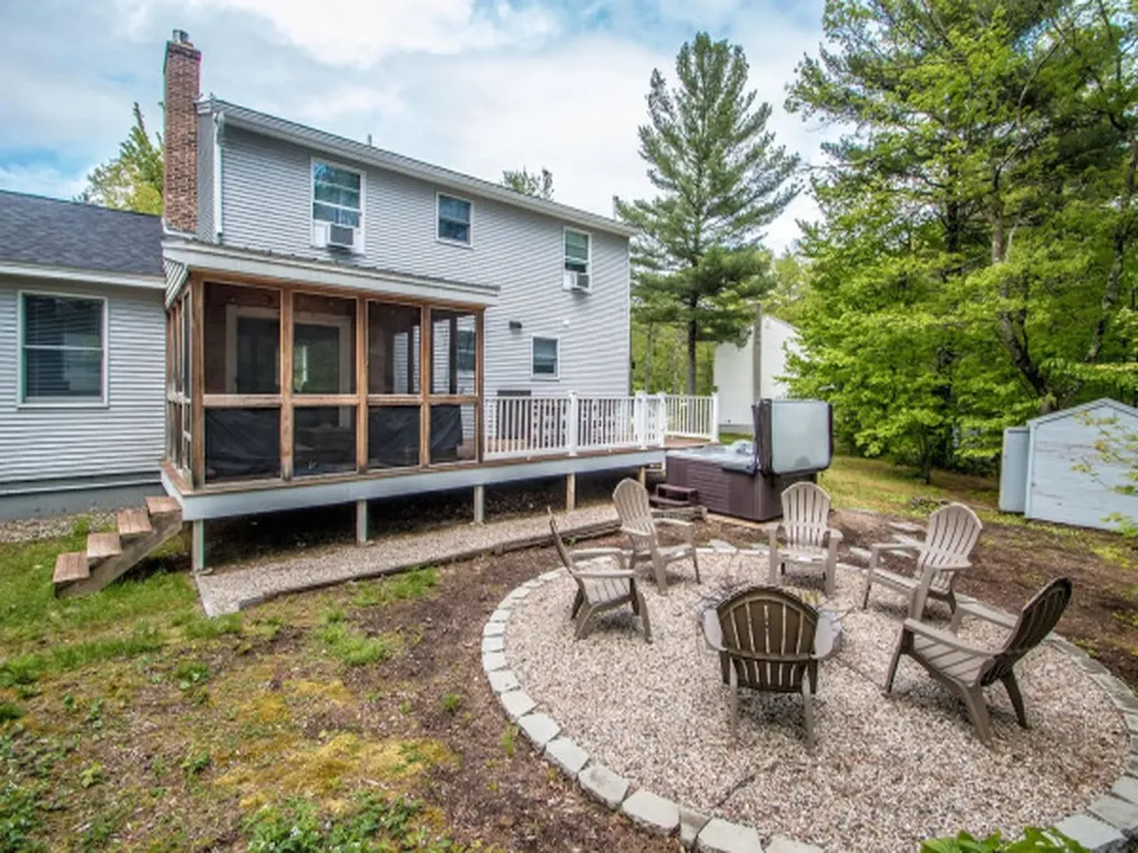 64 Carol Ann Way Conway NH 03860