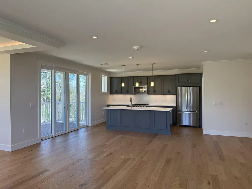 4 Longview Drive Atkinson NH 03811