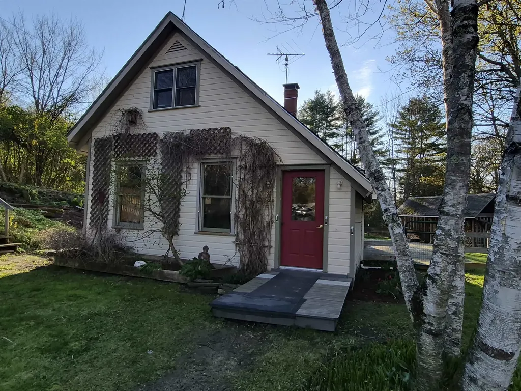 88 Falls Hill Road Tunbridge VT 05077