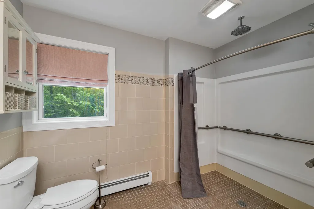 3 Pendergast Road Newmarket NH 03857