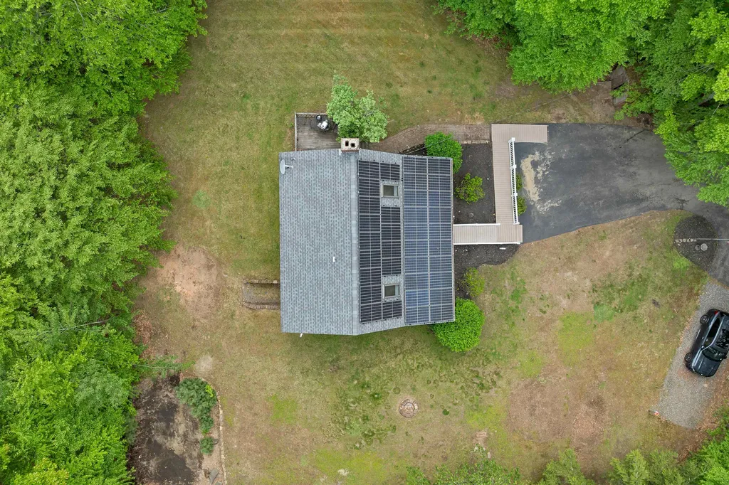 3 Pendergast Road Newmarket NH 03857