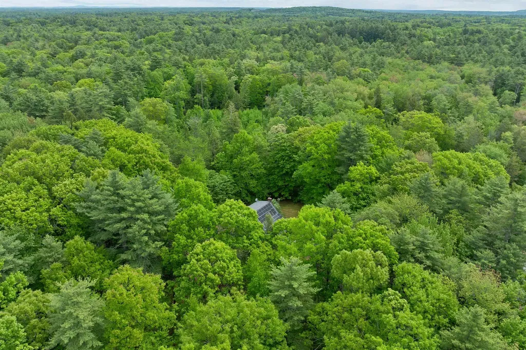 3 Pendergast Road Newmarket NH 03857