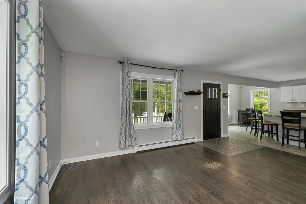 3 Pendergast Road Newmarket NH 03857