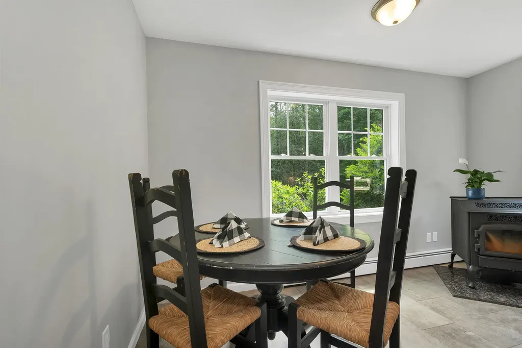 3 Pendergast Road Newmarket NH 03857