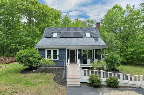 3 Pendergast Road Newmarket NH 03857