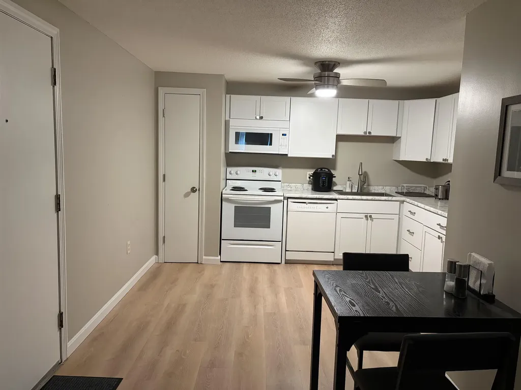 1610 White Cedar Boulevard Portsmouth NH 03801