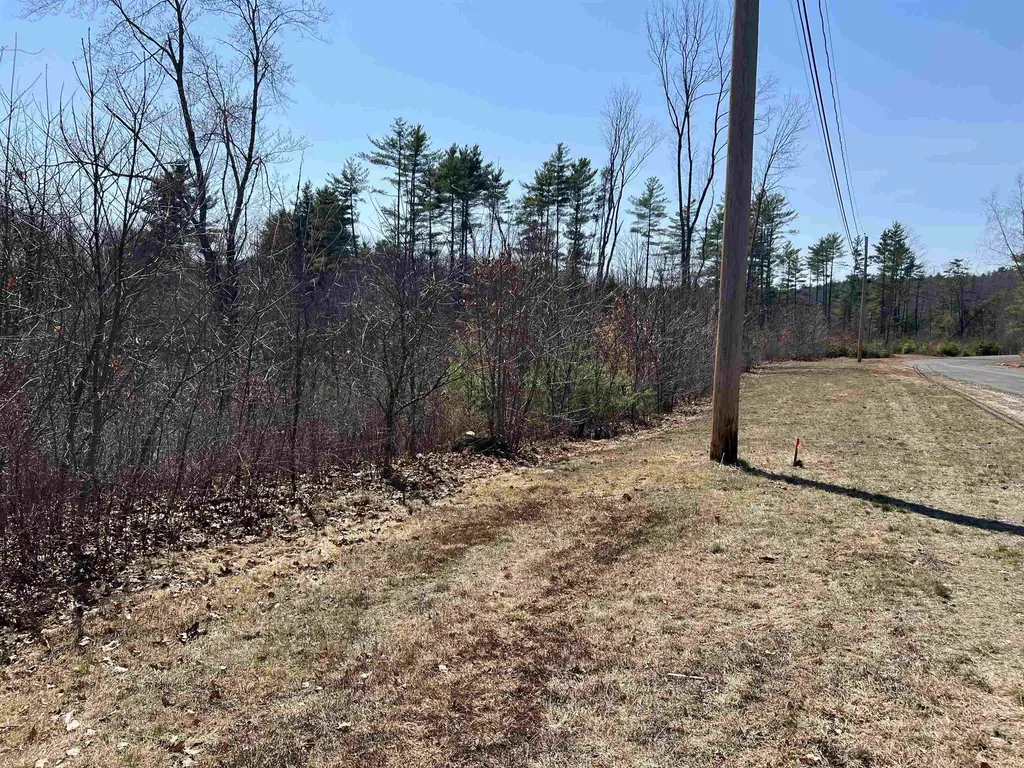 20 Lake Shore Drive Winchester NH 03470