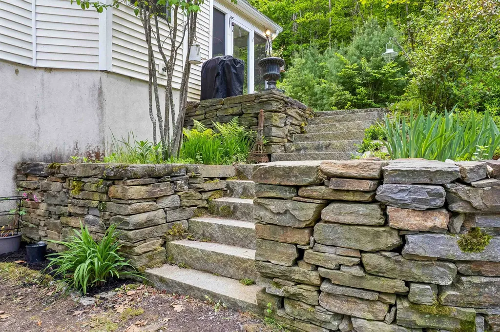96 Sawyer Brook Road Orford NH 03777