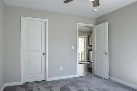 9 Asheley Avenue Hinsdale NH 03451