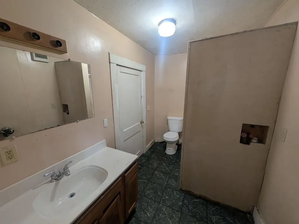14 Fern Street Claremont NH 03743