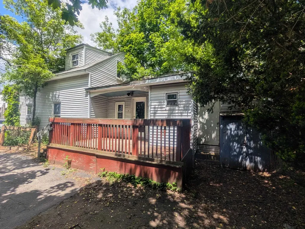 14 Fern Street Claremont NH 03743