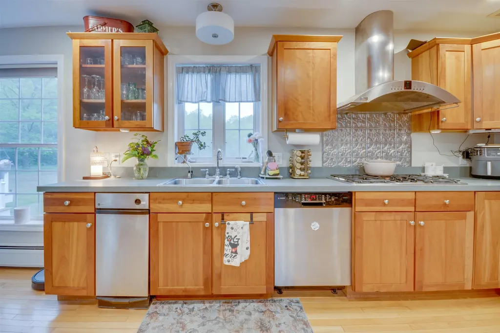 25 Meadowlark Acres Road Westford VT 05494