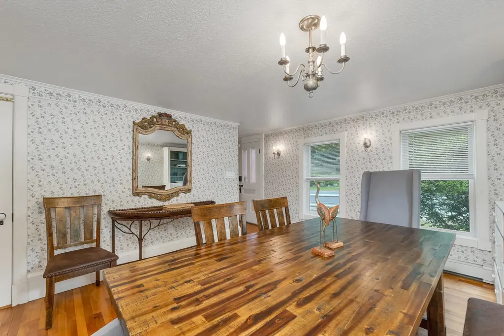 396 Governor Wentworth Highway Tuftonboro NH 03816