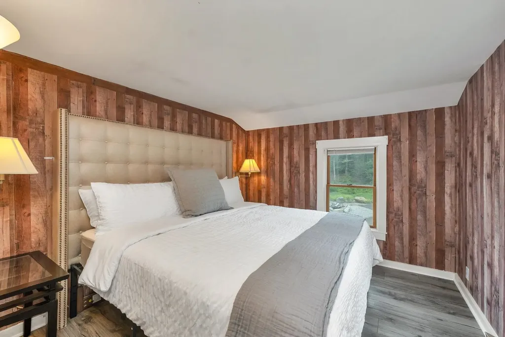396 Governor Wentworth Highway Tuftonboro NH 03816