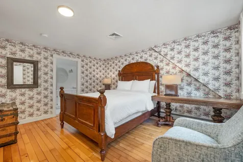 396 Governor Wentworth Highway Tuftonboro NH 03853