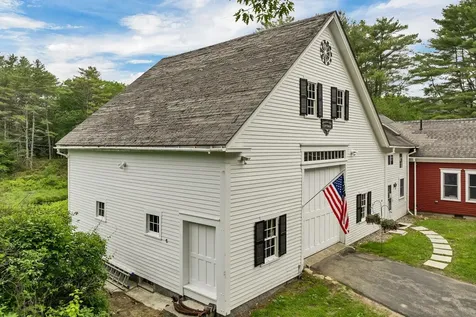 396 Governor Wentworth Highway Tuftonboro NH 03853
