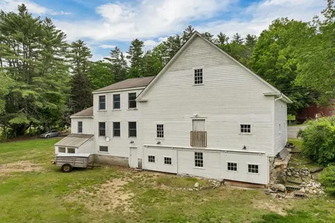 396 Governor Wentworth Highway Tuftonboro NH 03853