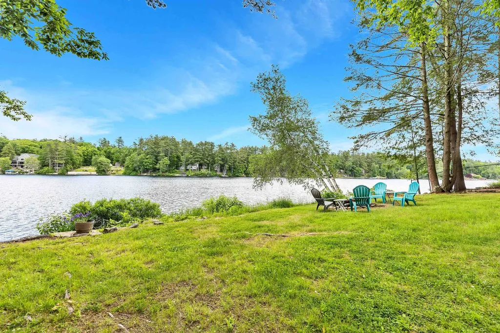 16 Clark Island Road Amherst NH 03031