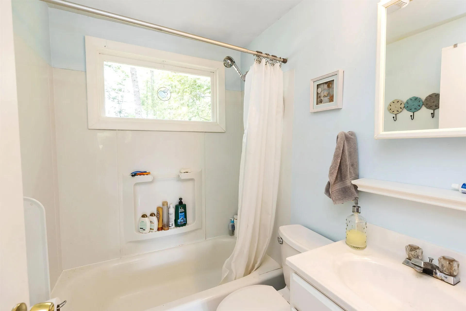 16 Clark Island Road Amherst NH 03031
