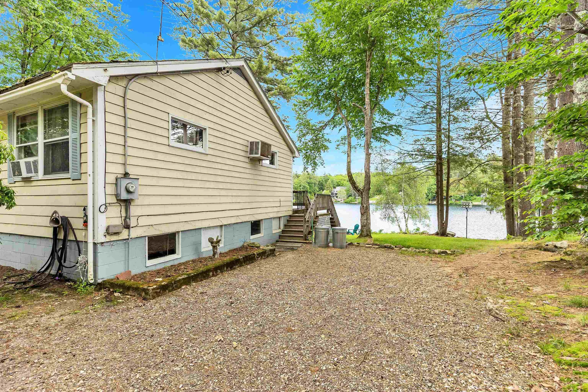 16 Clark Island Road Amherst NH 03031
